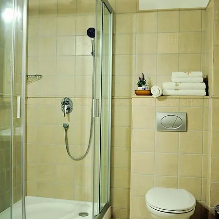 Bed & Breakfast Szallo Szekszard