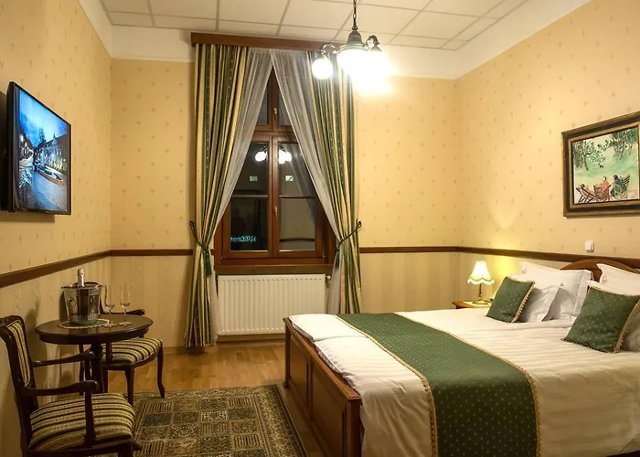 住宿加早餐酒店 Szallo Szekszárd